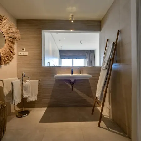 Casa Costa * קלפה